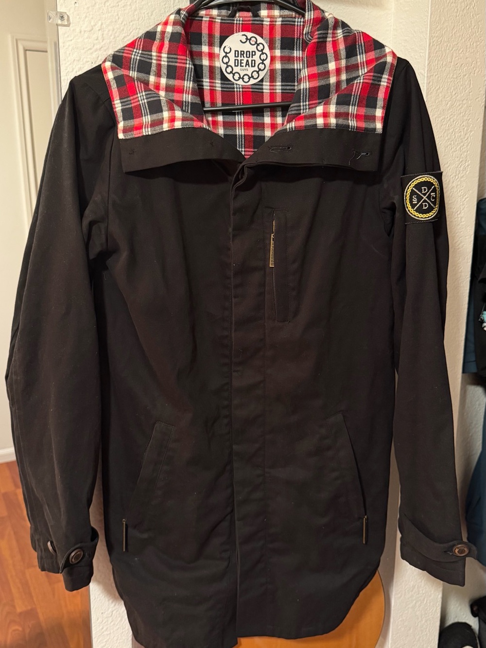 DROP DEAD CLOAQ JACKET XS